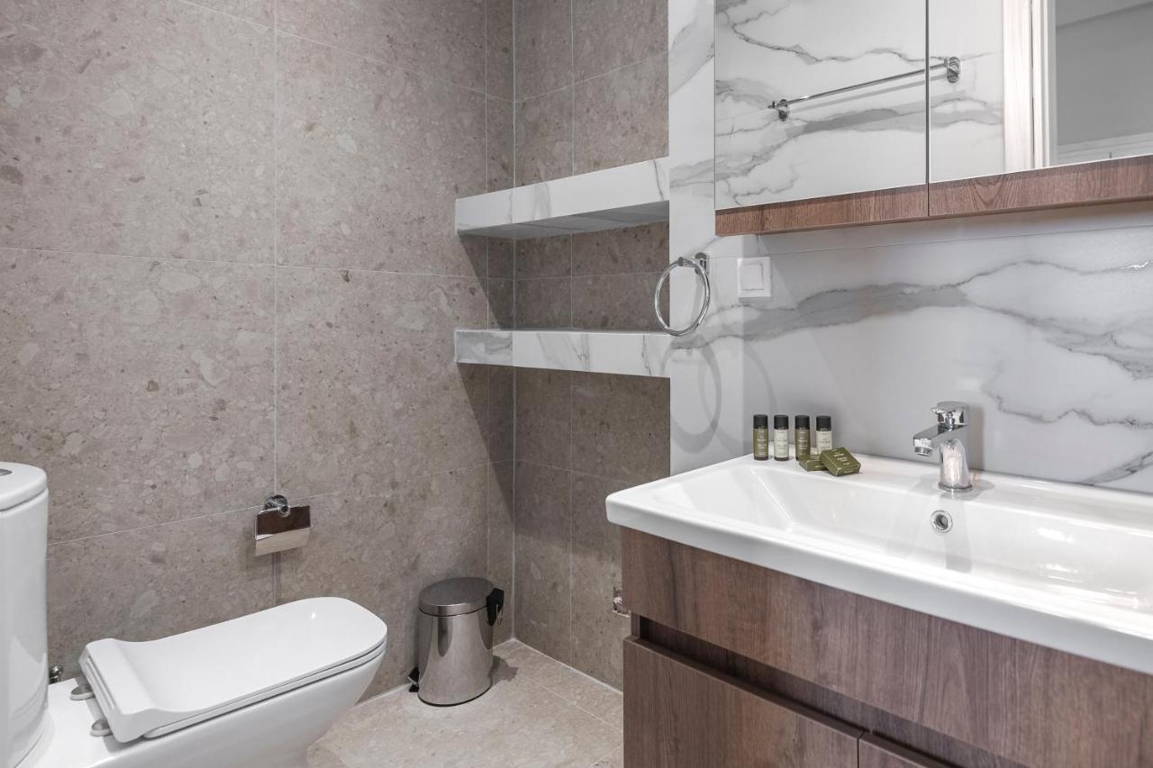 Phaedrus Living Athens City Center Geraniou Eksteriør billede